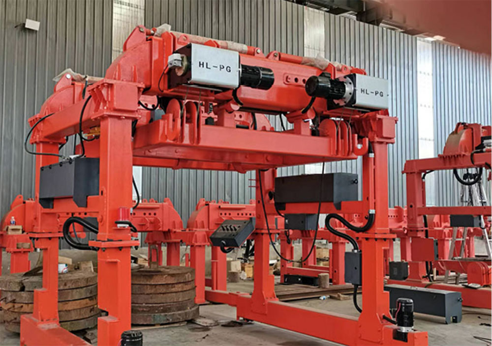 Subway track laying crane