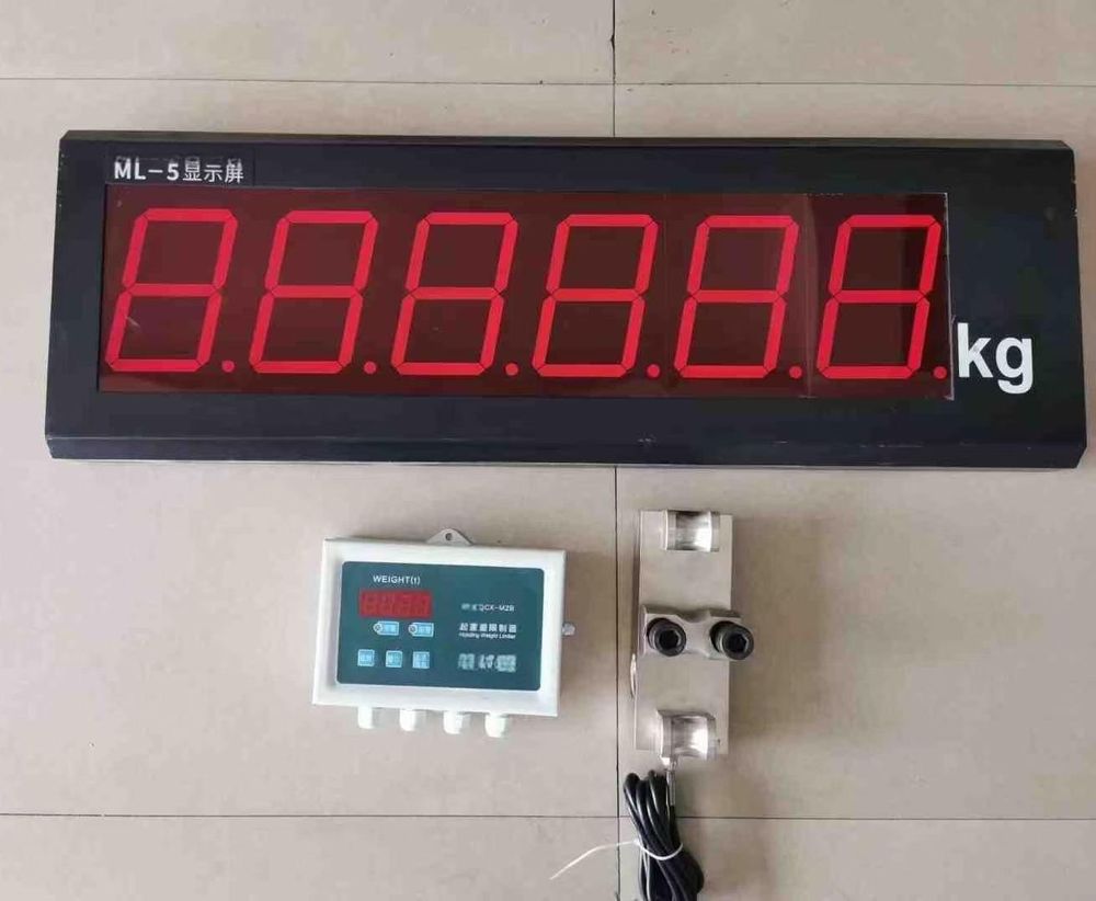 Side-pressure sensor and display screen